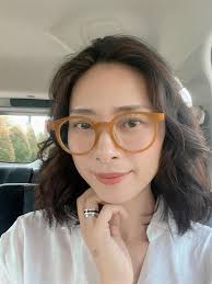 Ngo Thanh Van: Ageless beauty, pampered by her overseas Vietnamese husband