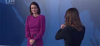 Moje prani, aby to druhy bylo v muj prospech, se mi…» Na Shledanou Uz To Vypnete Odchazejici Pisarovicovou Rozplakala Nervozni Peroutkova Expres Cz