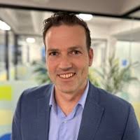 900+ "Patrick Berger-by" profiles