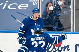 Penalty to toronto maple leafs 2 minutes for too many men on the ice (served by william nylander). Hg Olu60eyxgym