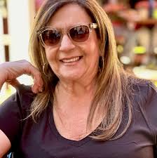 Grilled burgers and veggies for celiac diet