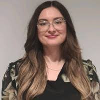 Amanda Fee's Instagram, Twitter & Facebook