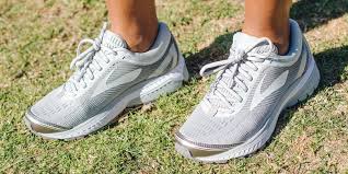 But with the help of proper footwear, you could probably win your fight. The Best Running Shoes For Women Reviews By Wirecutter