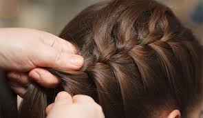 ***👇👇👇👇👇👇👇👇👇👇👇👇👇👇👇*per iscriverti al canale : Come Fare Una Treccia Laterale Acconciature Facili E D Effetto