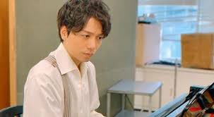 His wife is actress and singer natsumi abe. å±±å´Žè‚²ä¸‰éƒŽã®æ­ŒãŒä¸Šæ‰‹ã„ã®ã¯å¹¼å°'æœŸã‹ã‚‰ å­ä¾›æ™‚ä»£ã®å—è³žæ­´ãŒå‡„ã„ Feathered News