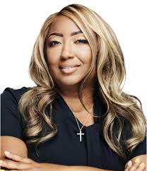 Stacy Hobson's Instagram, Twitter & Facebook