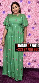 Voir plus d'idées sur le thème robe africaine en dentelle, robe africaine, mode africaine robe. 40 Idees De Model Tissu Leger Mode Africaine Robe Longue Mode Africaine Robe Tenue Africaine