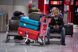 What precautions are taken at the airport to prevent the spread of coronavirus? Travellers To Be Placed In Queues Based On Vaccine Status On Arrival At Toronto Pearson Airport Cbc News