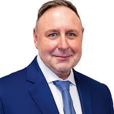 Thomas Berndt's Instagram, Twitter & Facebook