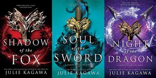 Shadow Of The Fox By Julie Kagawa Books Book Worms Shadow