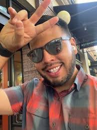 Jo Sylvester's Instagram, Twitter & Facebook