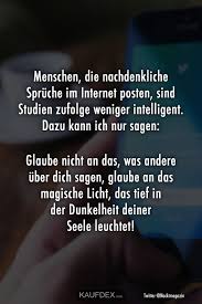 Menschen Die Nachdenkliche Spruche Im Internet Posten Kaufdex Nachdenkliche Spruche Spruche Nachdenken Hier findest du unsere besten lustigen sprüche nach beliebtheit sortiert.