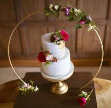 Cake Hoop Stand Please Note Hoop And Base Sold Separately Made With Reclaimed Recycled Rustic Timber Ideal For Weddings And Celebrati Wedding Cake Stands Wedding Cakes Wedding Decorations
