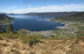 I 1939 brant bebyggelsen og aure ble regulert til bymessig bebyggelse med murbygninger i kvartaler. Koilaagxhlwdbm