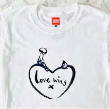 Charlie Mackesy On Twitter I Made A T Shirt For Comic Relief All Proceeds Go To Charities On The Front Line Of The Coronavirus Fight X Love Wins Https T Co Mxo8zc21yj Https T Co Rnkxxoimap
