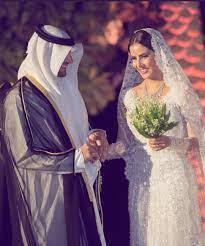 13 1k Likes 867 Comments Nada Baeshen أم أحمد Nadabaeshen On Instagram ثلاثه سنين مرت Arab Wedding Mother Of The Groom Gifts February Wedding
