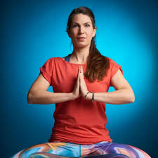 Online yoga videos with doyogawithme.com. Dein Yoga Studio In Kahl Am Main Yoga Massage Co Lisa Reppmann