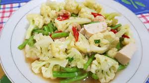 Masukkan seluruh bahan, kecuali kol dan daun bawang ke dalam food processor. Tumis Kembang Kol Kuah Pedas Youtube
