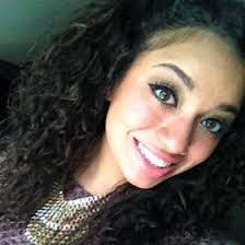 Damaris Arroyo's Instagram, Twitter & Facebook