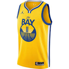 He warriors no longer play at oracle arena, but the franchise constantly honors the city of oakland. Golden State Warriors Trikots Warriors Basketballtrikots Www Nbastore Eu