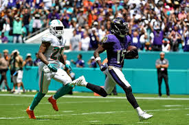 At graham & brown every wallpaper is crafted with passion to create a loving home especially for all wallpaper at graham & brown is of the highest quality finish, meaning it's not only our unique. Fantasy Football Week 2 Waiver Wire Pick Up Marquise Brown Adrian Peterson And Others Phillyvoice