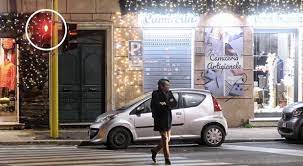 By liceo artistico ripetta di roma. Roma Incidente A Corso Francia Negozi Chiusi Per Gaia E Camilla