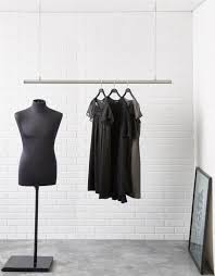 Airjust Das Flexible Kleiderstangensystem Fur Ihre Mode Modegeschafte Kleider Garderobe