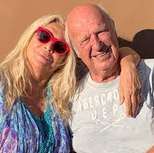 Upload here ∧ jump back to top ∧. Mara Venier Reveals My Husband Had Butlers Waiters Drivers And Bodyguards