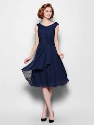 A Line Off Shoulder Knee Length Chiffon Mother Of The Bride Dress With Buttons By Lan Ting Bride 2020 Us 79 99 Mother Of The Bride Dresses Long Knee Length Dresses Petite Dresses