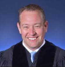 Dennis Deters's Instagram, Twitter & Facebook