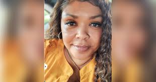 Obituary for Robin Estellar McClain