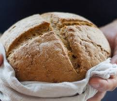 Pane di kamut le ricette di casa nostra i panini che vedete nella foto sono fatti in casa con la farina di kamut, olio d'oliva, lievito di birra, sale e acqua. Pane Con Grano Kamut Spadoni