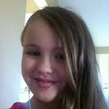 Emma hager (@emmabanana831)