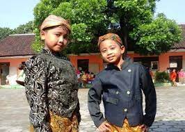 Kelapa gading, jakarta utara, jakarta d.k.i. 15 Baju Tradisional Yang Dipake Anak Kecil Ini Emang Nggemesin Bikin Kamu Nggak Sabar Punya Anak Juga