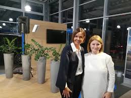 Fußball und eine fruchtbarkeitspille, die spermienqualität erhöht: Brigitte Annerl Bei Kohla Strauss Hartberger Fussball Und Unternehmens Chefin Referierte In St Michael Gussing