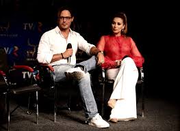 La 50 de ani de la prima ediţie, pe scena festivalului internaţional cerbul de aur 2018 vor susţine recitaluri andra, delia, horia brenciu, loredana, the. È™i A Luat È›eapÄƒ La Cerbul De Aur Iulia Vantur A Fost PlÄƒtitÄƒ Mult Mai Prost Decat Partenerul Ei De ScenÄƒ Gabriel Garko È™i A Luat È›eapÄƒ La Cerbul De Aur Iulia Vantur A