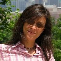 Claudia de la Rosa-Fuller