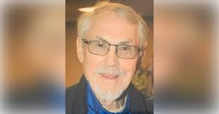 Lois Rosendale's Instagram, Twitter & Facebook