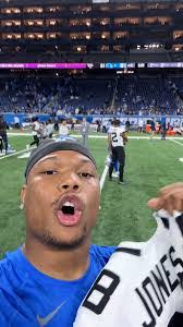 Desmond Lamont's Instagram, Twitter & Facebook