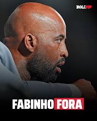 🚨 NOVA PANE NA CARAVANA RUBRO-NEGRA! 😮 Um segundo ônibus da caravana de  torcedores do Flamengo que saiu do Acre rumo a Lima foi abandonado nesta  madrugada, após apresentar falhas na rodoviária