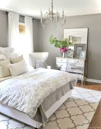 Here are some small master bedroom design ideas for maximizing your space! Gorgeous And Amazing Small Master Bedroom Design Ideas