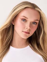 Female Commercial Artists