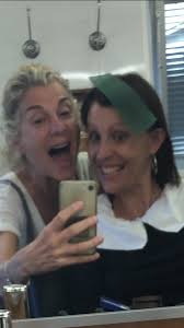 Mettez les verbes entre parentheses au futur simple. Michele Laroque On Twitter Retrouvailles 23 Ans Apres Avec Laurence Bibot Sur Ma Vie En Rose Ma Fille Oriane Avait 1 An Et Sa Fille Angele Avait 6 Mois Oriane Est