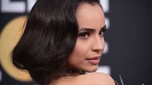 Golden Globes Beauty 2020 Pink Makeup Looks Are All Over The Red Carpet Stylecaster