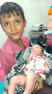 আলহামদুলিল্লাহ আলহামদুলিল্লাহ আলহামদুলিল্লাহ বড় আব্বু হলাম ছোট ভাই Md Shazzad  Khan প্রথম সন্তানের বাবা হলেন সবাই মাও ছেলের জন্য দোয়া করবেন