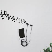 New Year Sounds More Music And Happiness With Evidson Evidson Evidsonaudio Evidsonindia Flatlay Minimal Headset Livethepassion Seni