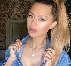 Help us build our profile of dejan lovren! Lovren Glaubt Nicht An Coronavirus Schreibt Gates Auf Instagram Neben Victoria Boney Und Unterstutzt Den Verschworer Den Youtube Verbannt Hat Coronaviridae Covid 19 Liverpool Epl