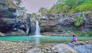 Harga tiket masuk wisata ini per orangnya akan dikenakan tari sebesar 50 ribu rupiah untuk hari biasa dan 60 ribu rupiah untuk hari libur dan akhir pekan. 8 Wisata Di Sembalun Lombok Yang Indahnya Nggak Bikin Kapok