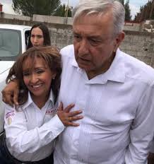 Lorena cuéllar cisneros (20 şubat 1962 doğumlu) bir meksikalı ile bağlantılı politikacı i̇şçi partisi (pt). Lorena Cuellar Cisneros Recibio Al Presidente De La Republica Andres Manuel Lopez Obrador Durante Su Vista A Apizaco Linea De Contraste