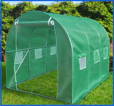 Gewachshaus Selber Bauen Ein Gewachshaus Fur Den Eigenen Garten Heimwerker De Gewachshaus Selber Bauen Tomatenhaus Selber Bauen Gewachshaus
